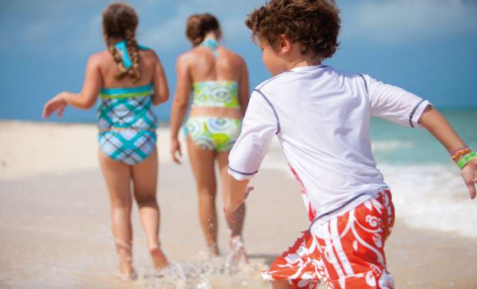 Kinderen op het strand 