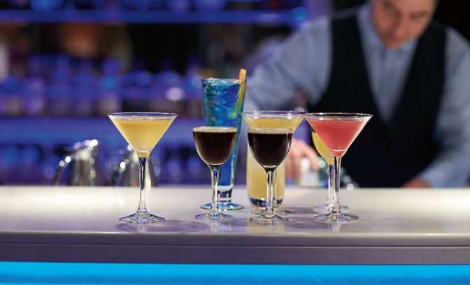 Verschillende cocktails om de MS Eurodam