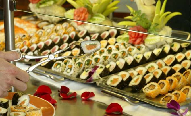 Sushi buffet op de Celebrity Millennium van Celebrity Cruises