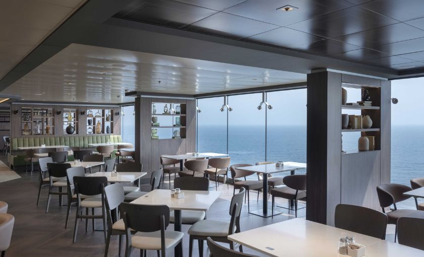 Buffet restaurant MSC world europa